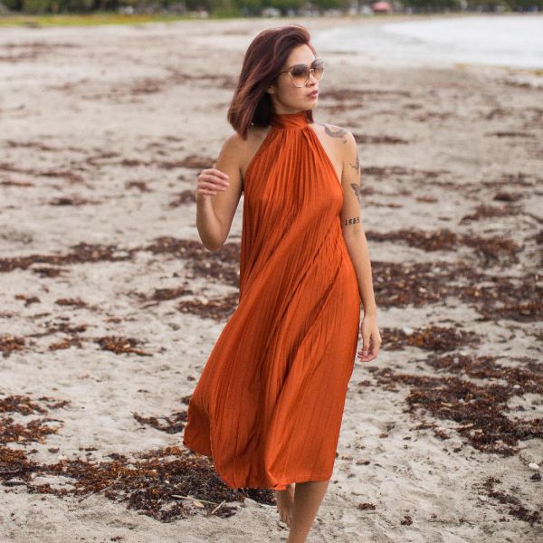 HALTER NECK PLEATED DRESS